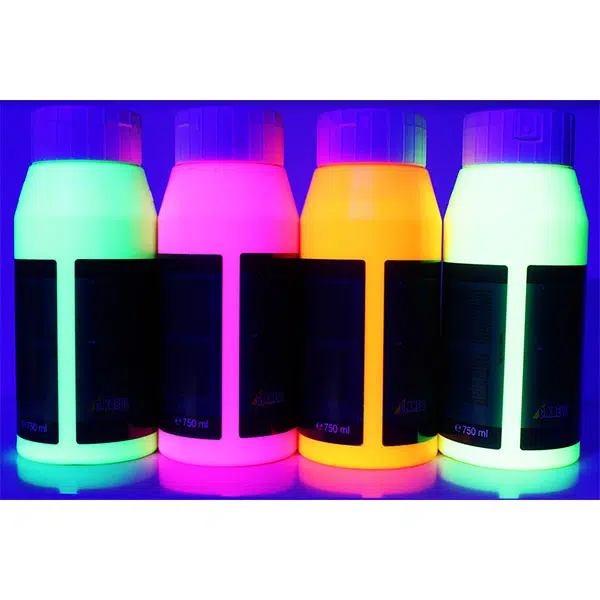 UV-Maling-750-ml.-uv-effekt